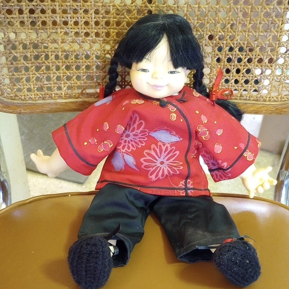 Goodwell Asian Chinese or Japanese Doll